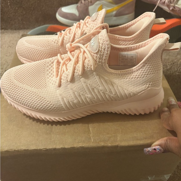Akk Shoes - Akk light pink woman shoes sz 8.5
